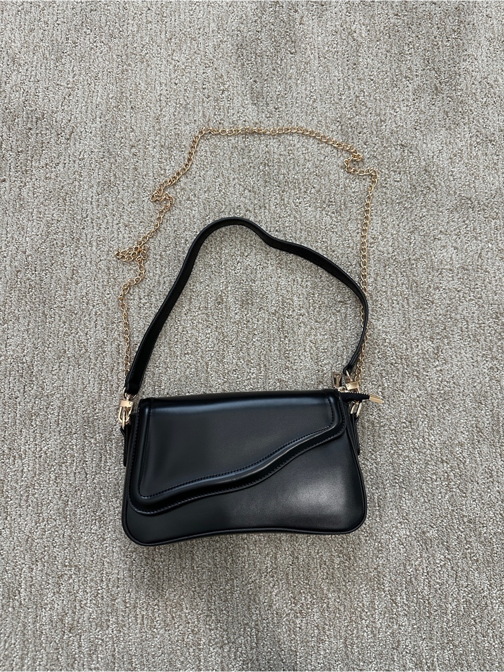 Black Leather Shoulder Bag with Gold Chain
